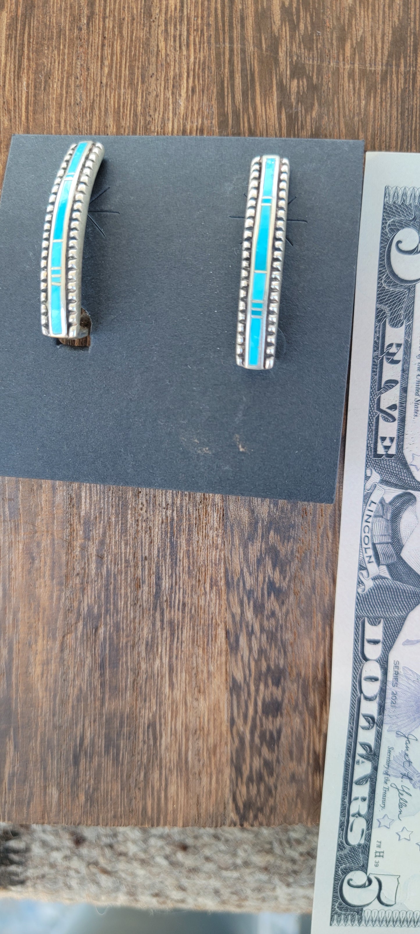 Classy turquoise Kingman color