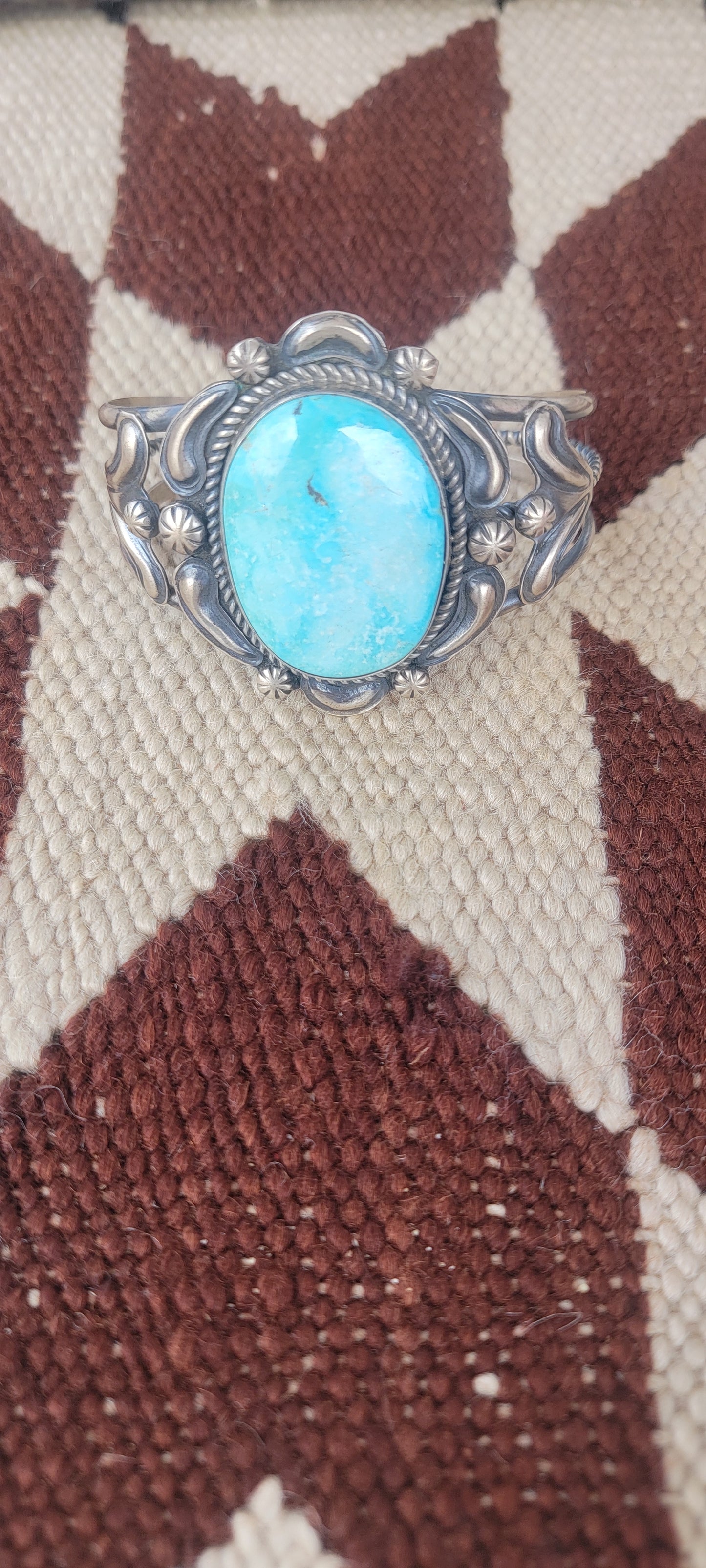 Statement cuff beauty